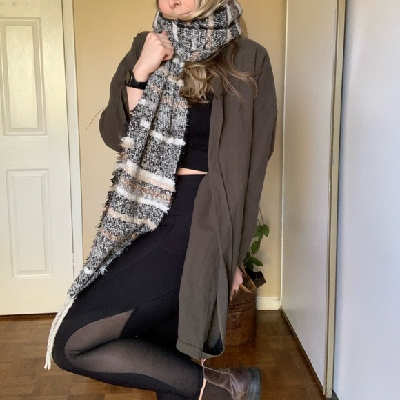 Oversized Lightweight Jacket - Duster - Picture 7 of 8